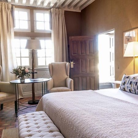 Hotel Baumaniere Les Baux De Provence מראה חיצוני תמונה