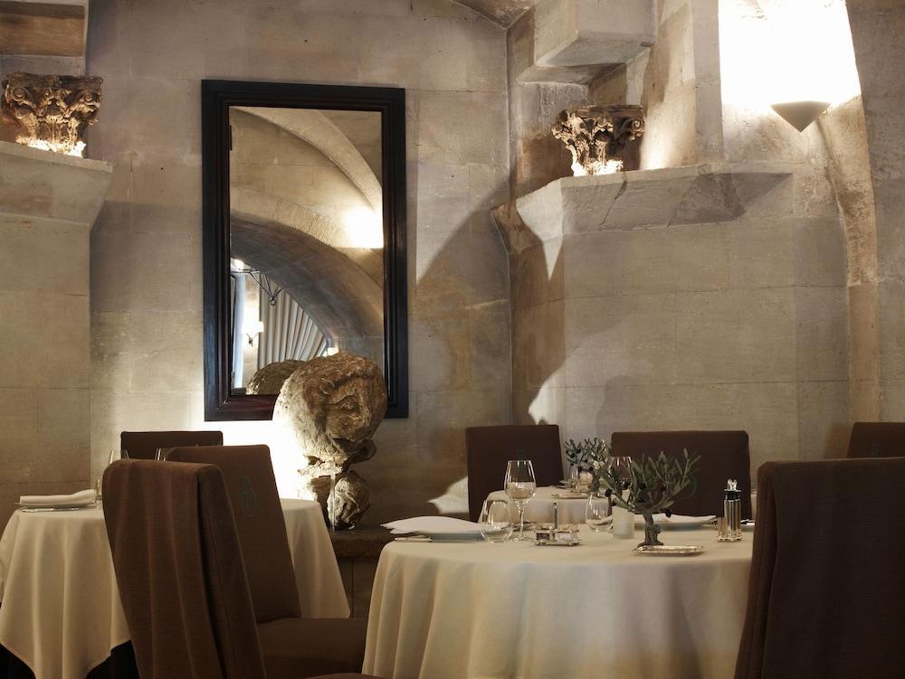 Hotel Baumaniere Les Baux De Provence מראה חיצוני תמונה